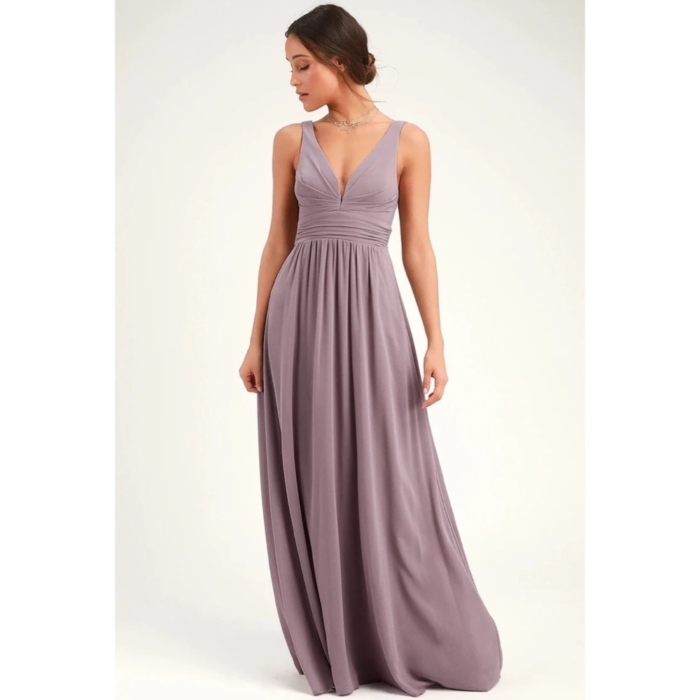 NWT Lulu’s Leading Role Taupe Maxi Dress